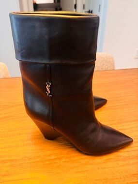 Saint Laurent Black Leather Pointed Mid-Calf Fold-Over Boots